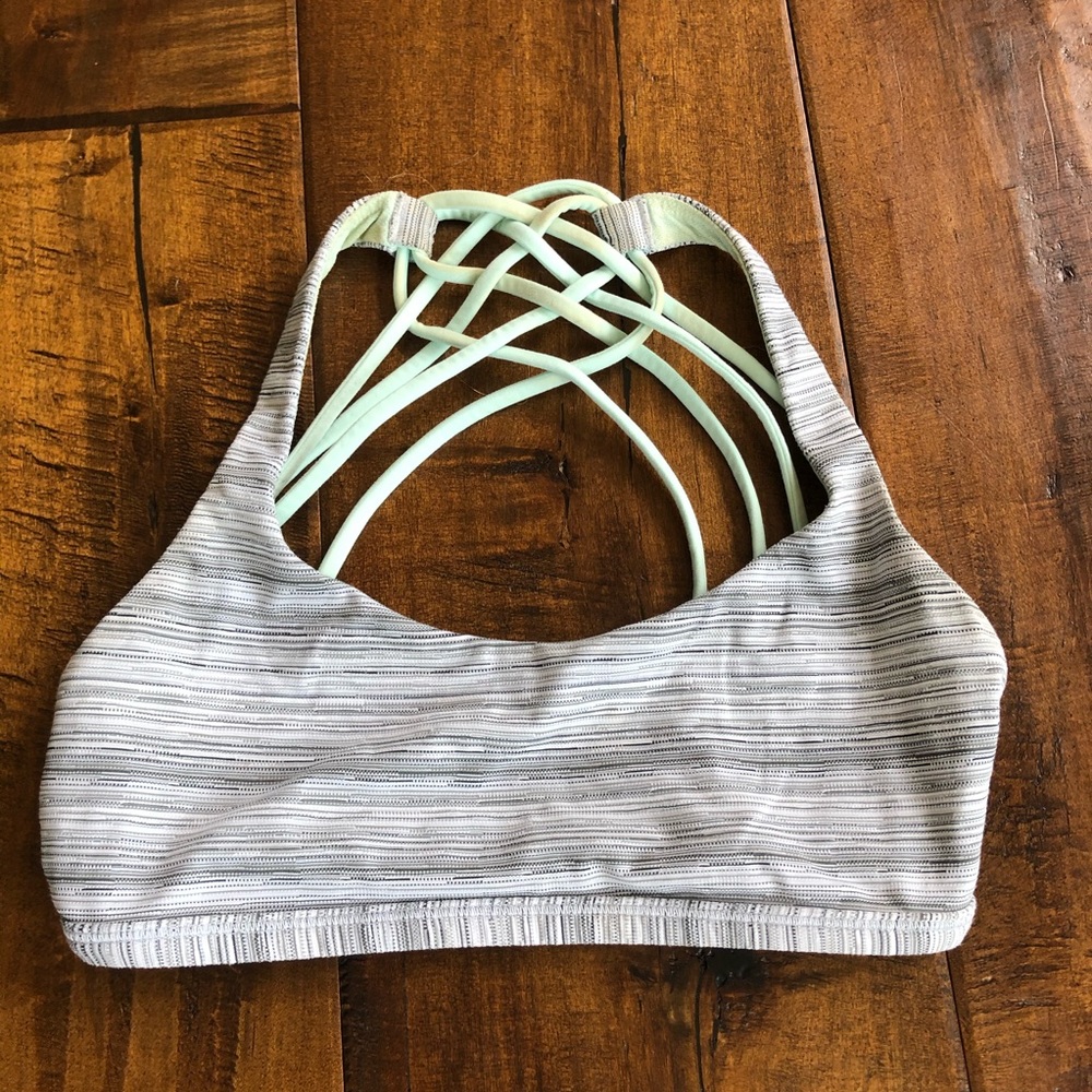 LULU SPORTS BRA